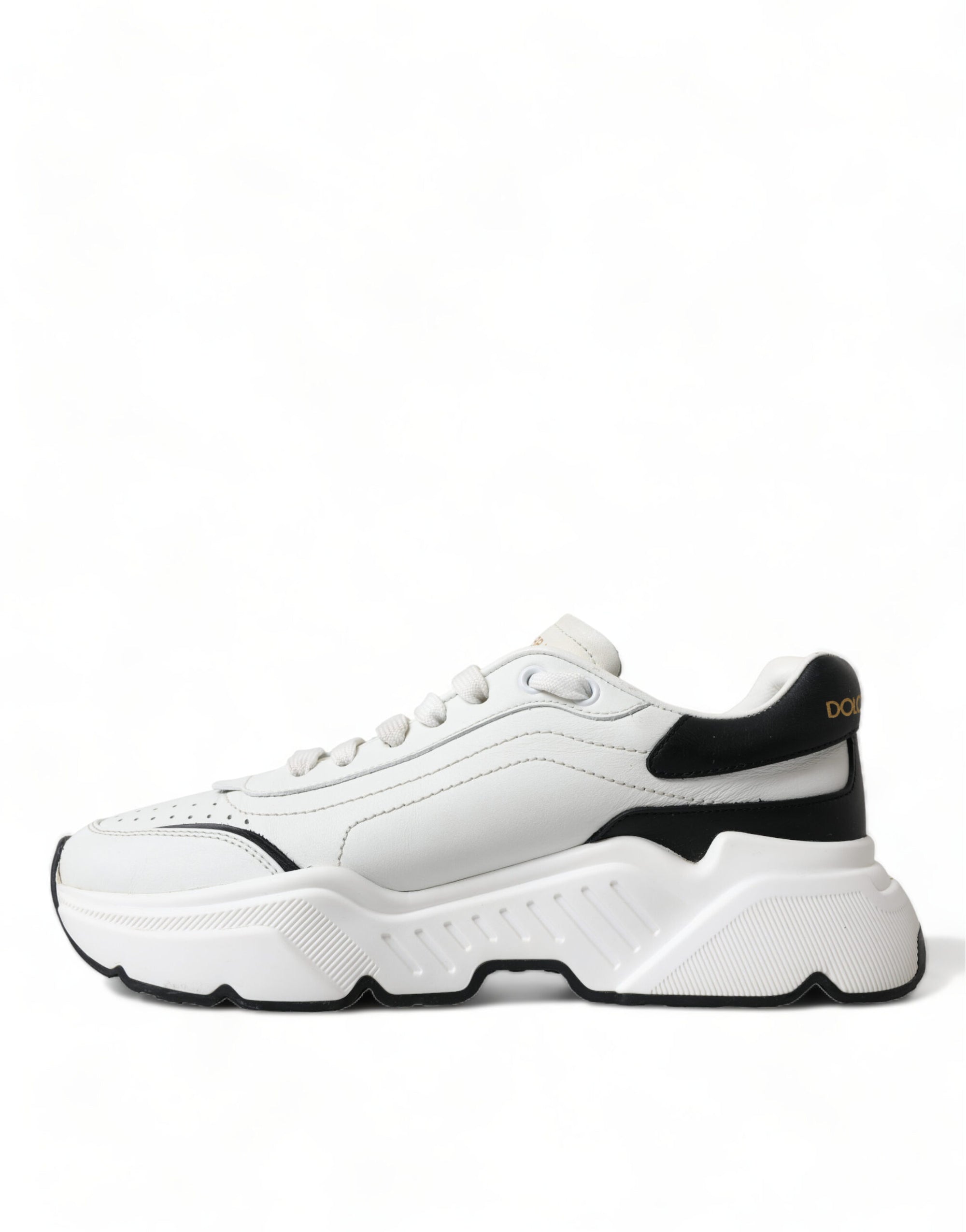 Chic Black &amp; White Daymaster Leather Sneakers