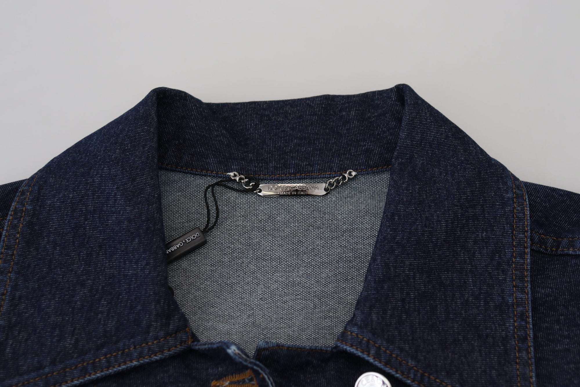 Elegant Blue Denim Button-Down Jacket