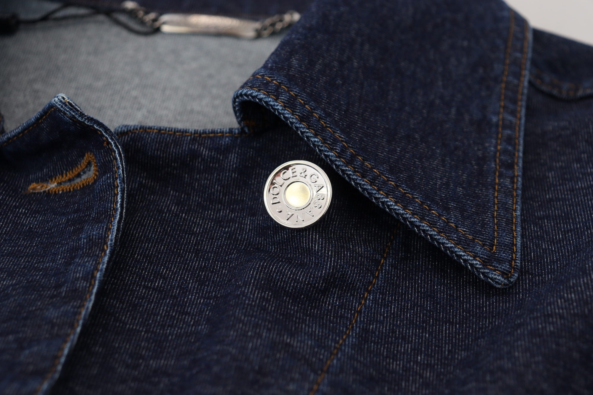 Elegant Blue Denim Button-Down Jacket