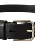 Elegant Black Leather Belt with Metal Buckle