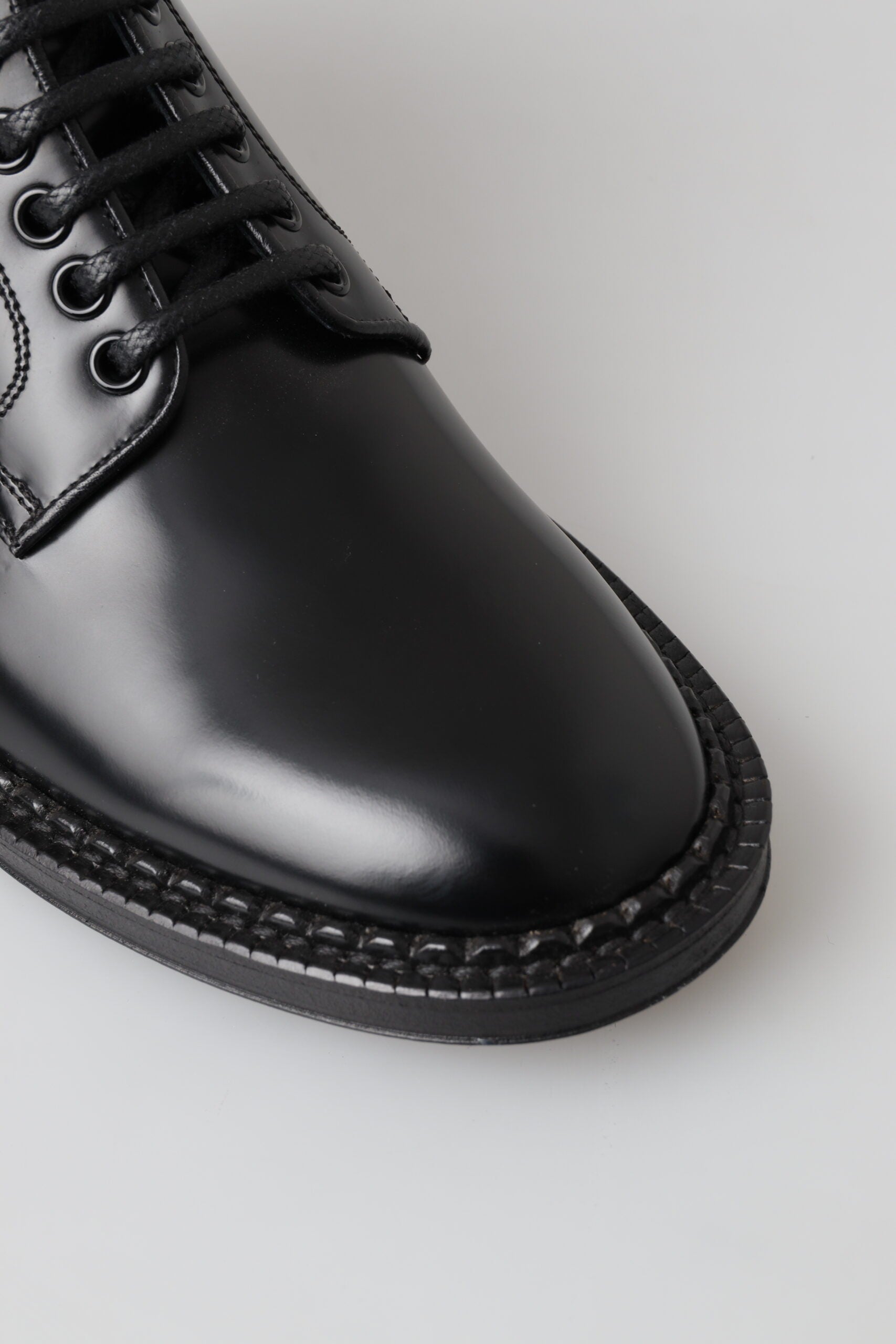 Elegant Black Leather Men&#39;s Boots