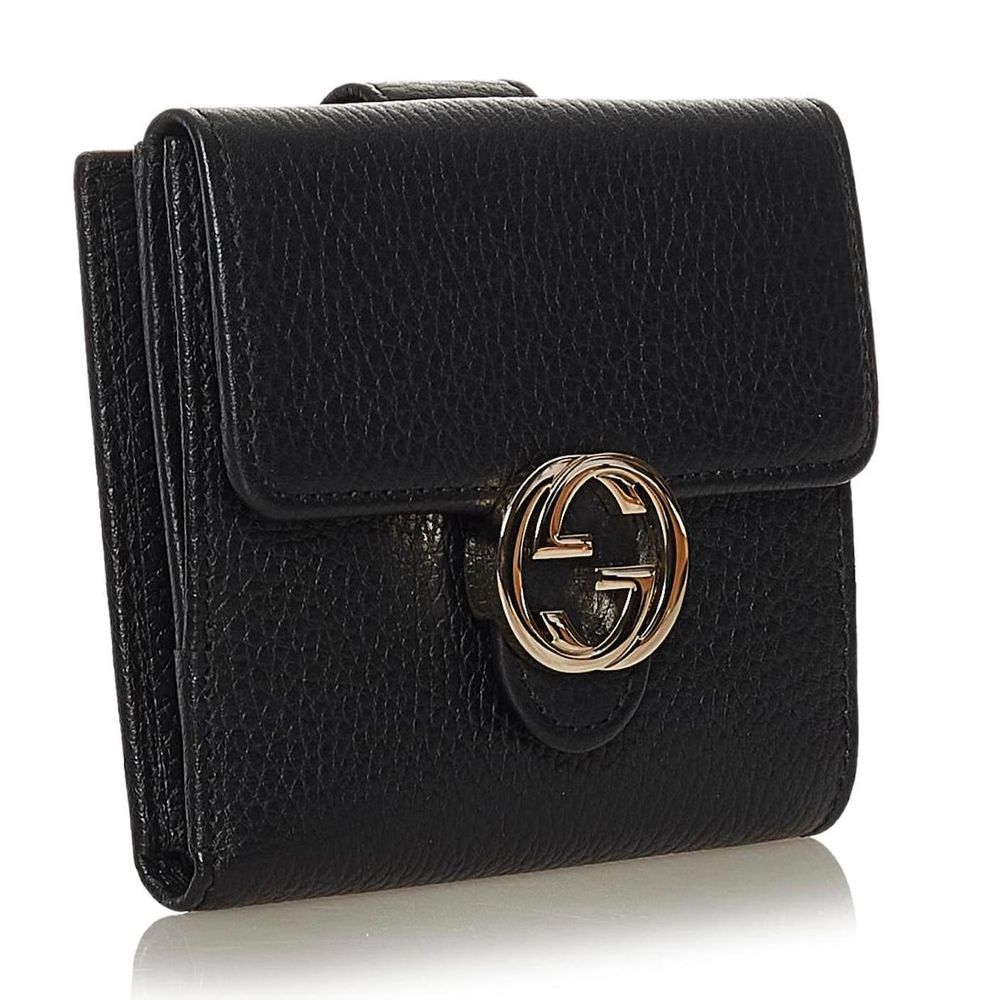 Elegant Bifold Leather Wallet with Coin Purse
